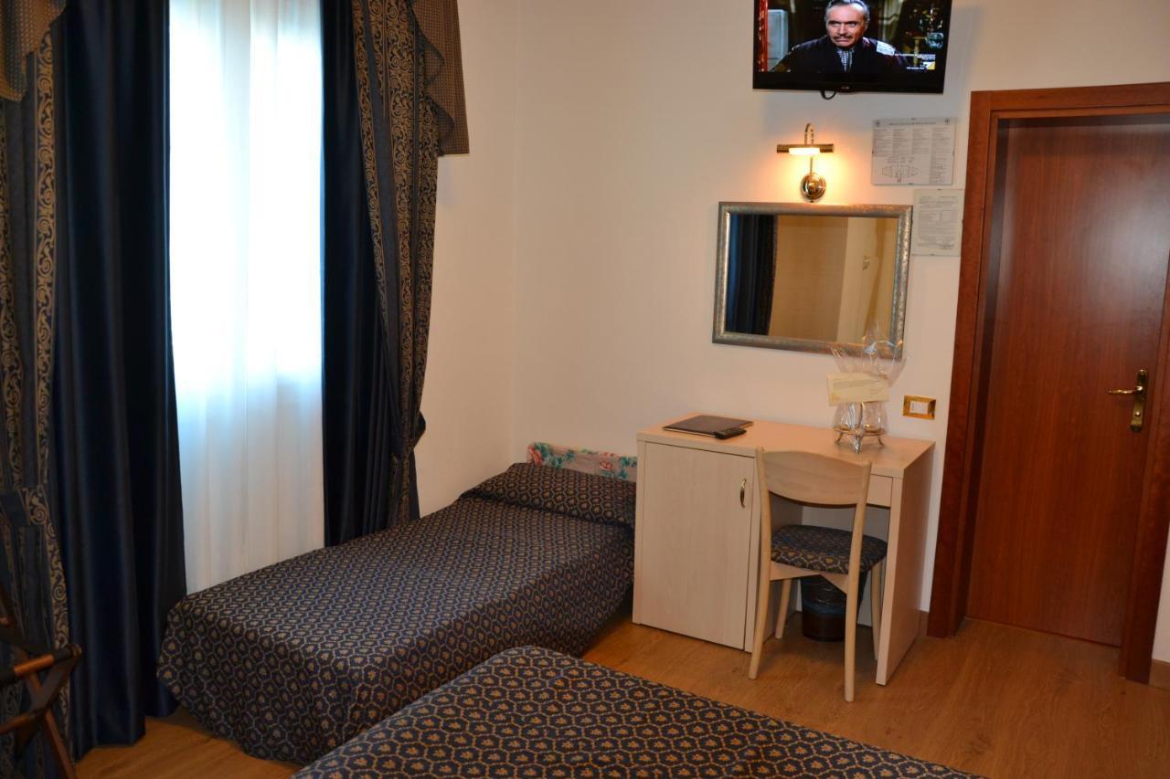 Hotel Caravelle&Minicaravelle Lido di Jesolo Exteriér fotografie